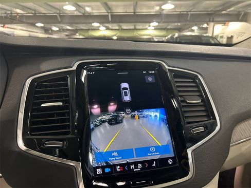 Certified 2023 Volvo XC90 B6 Plus w/ Protection Package Premier image 16