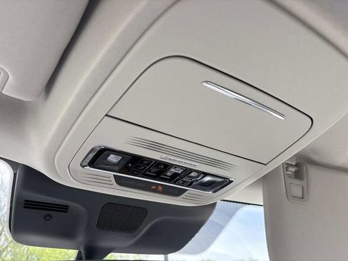 New 2026 Lincoln Navigator Reserve AWD/4WD image 31