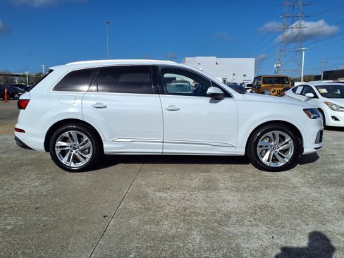 Used 2021 Audi Q7 3.0T Prestige image 25