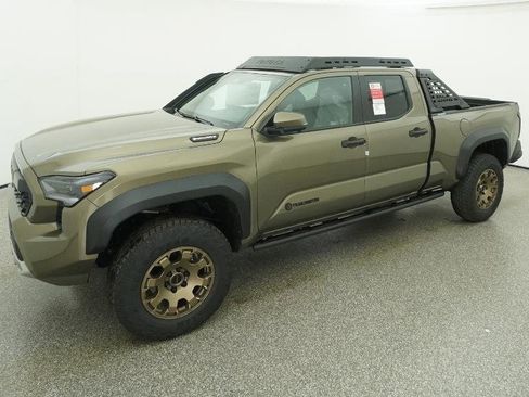 New 2025 Toyota Tacoma Trailhunter AWD/4WD image 12