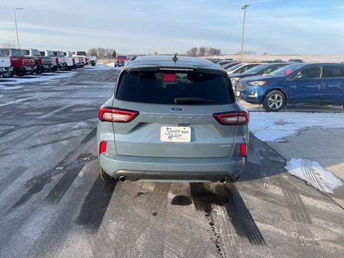 Used 2023 Ford Escape ST-Line w/ Tech Pack #1 image 6