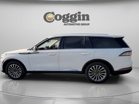 Used 2022 Lincoln Aviator Reserve w/ Equipment Group 201A image 4