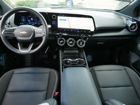 Used 2024 Chevrolet Blazer EV LT AWD/4WD image 10