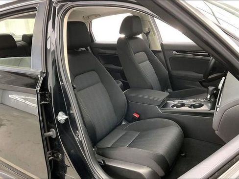 Used 2022 Honda Civic EX image 7