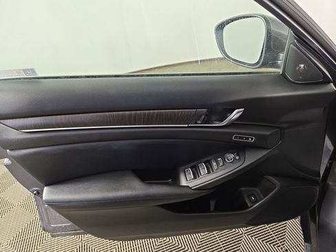 Used 2020 Honda Accord EX-L image 30
