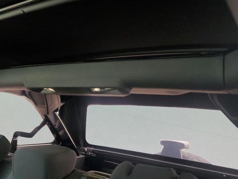 New 2026 Ford Bronco 4-Door image 32