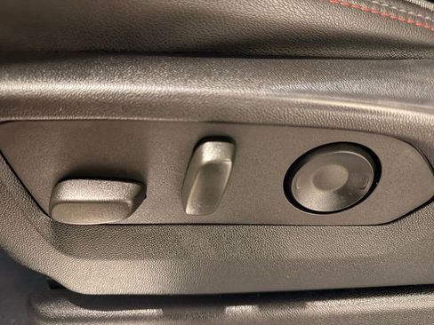 Used 2022 Chevrolet Tahoe RST w/ Luxury Package image 15