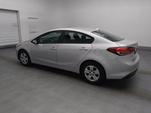 Used 2017 Kia Forte LX FWD image 3