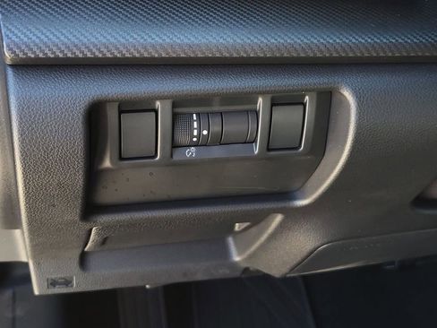 Certified 2025 Subaru Crosstrek 2.5i Limited w/ Crosstrek Mirror Package image 22