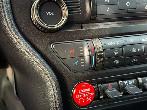 Used 2017 Ford Mustang Shelby GT350 image 6