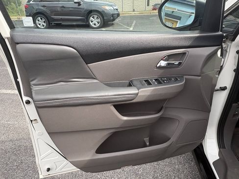 Used 2016 Honda Odyssey EX-L image 10