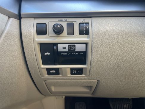 Used 2011 Subaru Legacy 2.5i Premium image 20