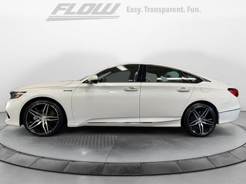 Used 2022 Honda Accord Touring image 5