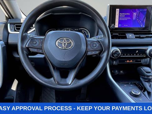Used 2023 Toyota RAV4 XLE AWD/4WD image 11