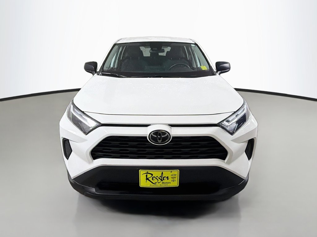 Used 2024 Toyota RAV4 LE FWD image 2