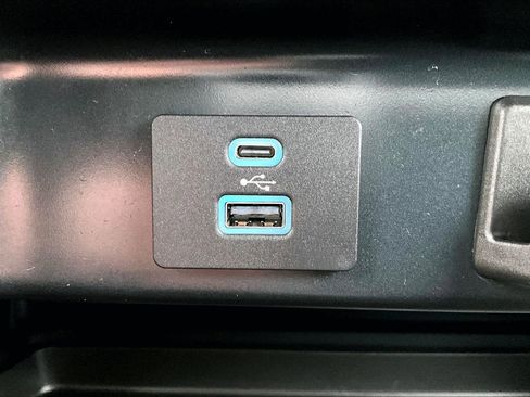 Used 2023 Ford F150 XLT w/ Equipment Group 302A High image 17