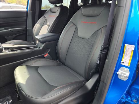 Certified 2025 Jeep Compass Trailhawk w/ Trailhawk Convenience Group image 29