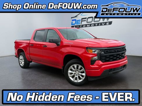 Used 2024 Chevrolet Silverado 1500 Custom AWD/4WD image 1