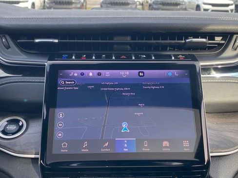 Used 2024 Jeep Grand Cherokee Limited 4xe image 41