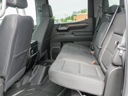 Used 2025 GMC Sierra 1500 Elevation AWD/4WD image 11