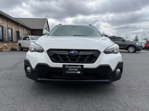 Used 2022 Subaru Crosstrek 2.5i Sport w/ Moonroof Package image 9