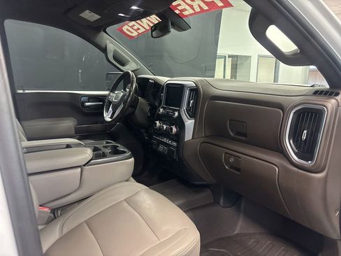 Used 2022 GMC Sierra 1500 SLT AWD/4WD image 13