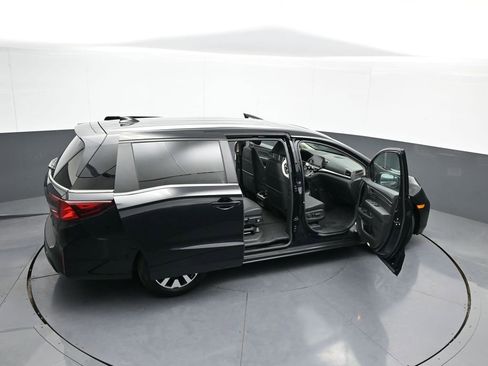 Certified 2025 Honda Odyssey EX-L image 94