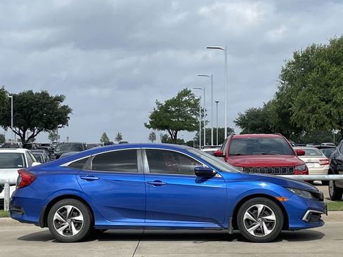 Used 2019 Honda Civic LX image 3