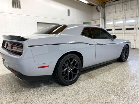 Used 2022 Dodge Challenger GT w/ Driver Convenience Group image 4
