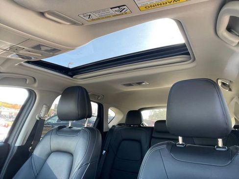 Certified 2024 MAZDA CX-5 AWD 2.5 S w/ Preferred Package image 7