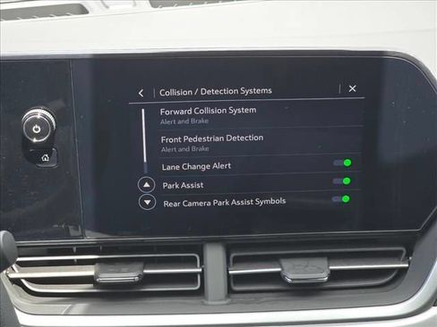 New 2026 Chevrolet Trax LS w/ LS Convenience Package FWD image 21
