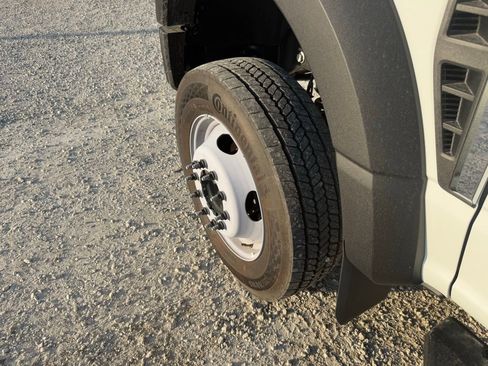 New 2025 Ford F450 XL w/ XL Chrome Package image 11