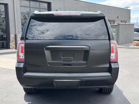 Used 2018 GMC Yukon XL SLT w/ Open Road Package AWD/4WD image 5