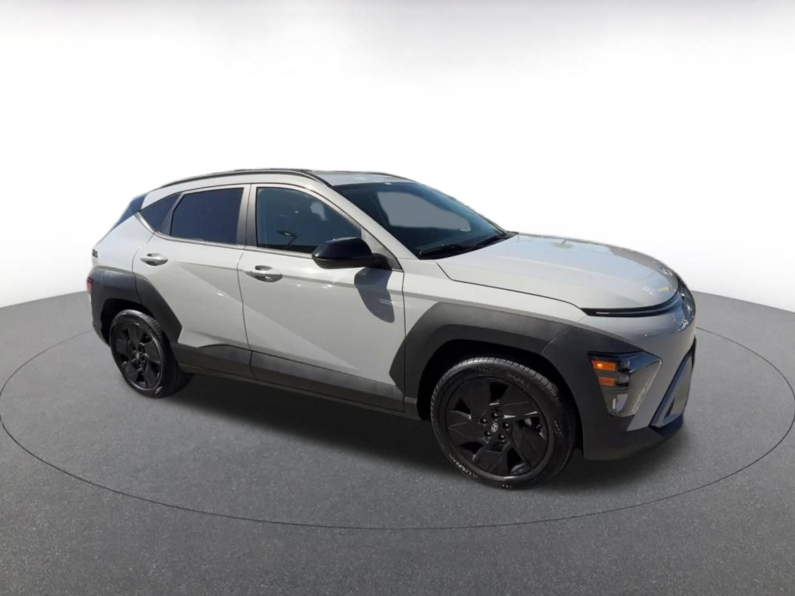 Used 2026 Hyundai Kona SEL Sport FWD image 2