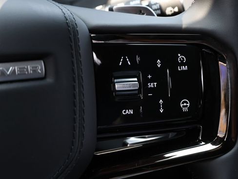 New 2026 Land Rover Range Rover Velar S AWD/4WD image 21