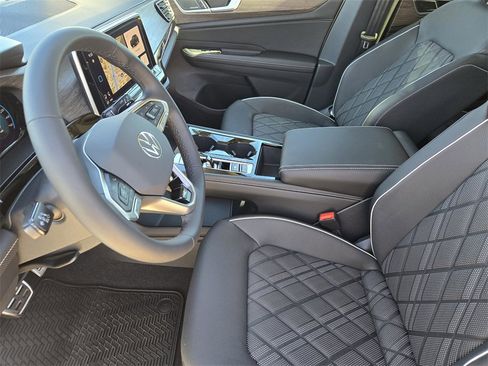 New 2026 Volkswagen Atlas SEL Premium R-Line image 11