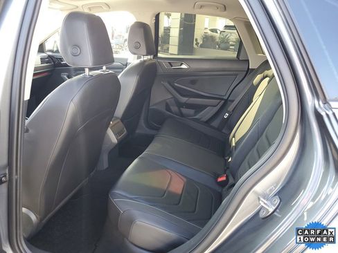 Used 2022 Volkswagen Jetta SEL image 14