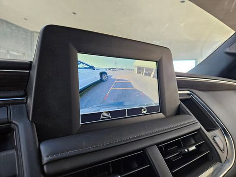 Used 2024 Chevrolet Tahoe LS image 16