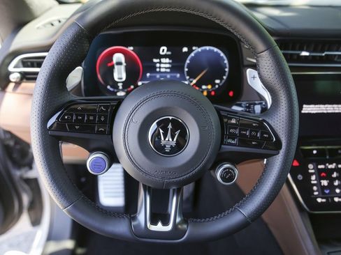 New 2026 Maserati Grecale Modena image 14