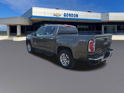 Used 2015 GMC Canyon SLT w/ Driver Alert Package AWD/4WD image 3