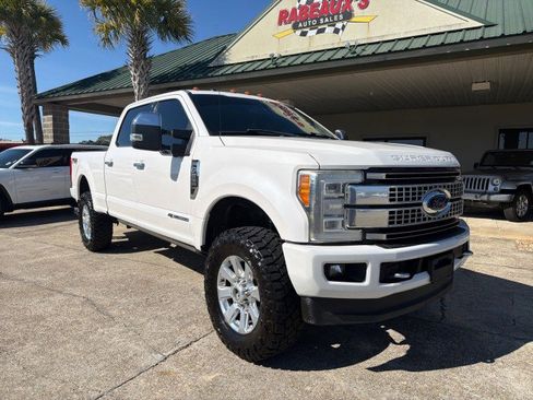 Used 2017 Ford F250 Platinum w/ Platinum Ultimate Package image 3