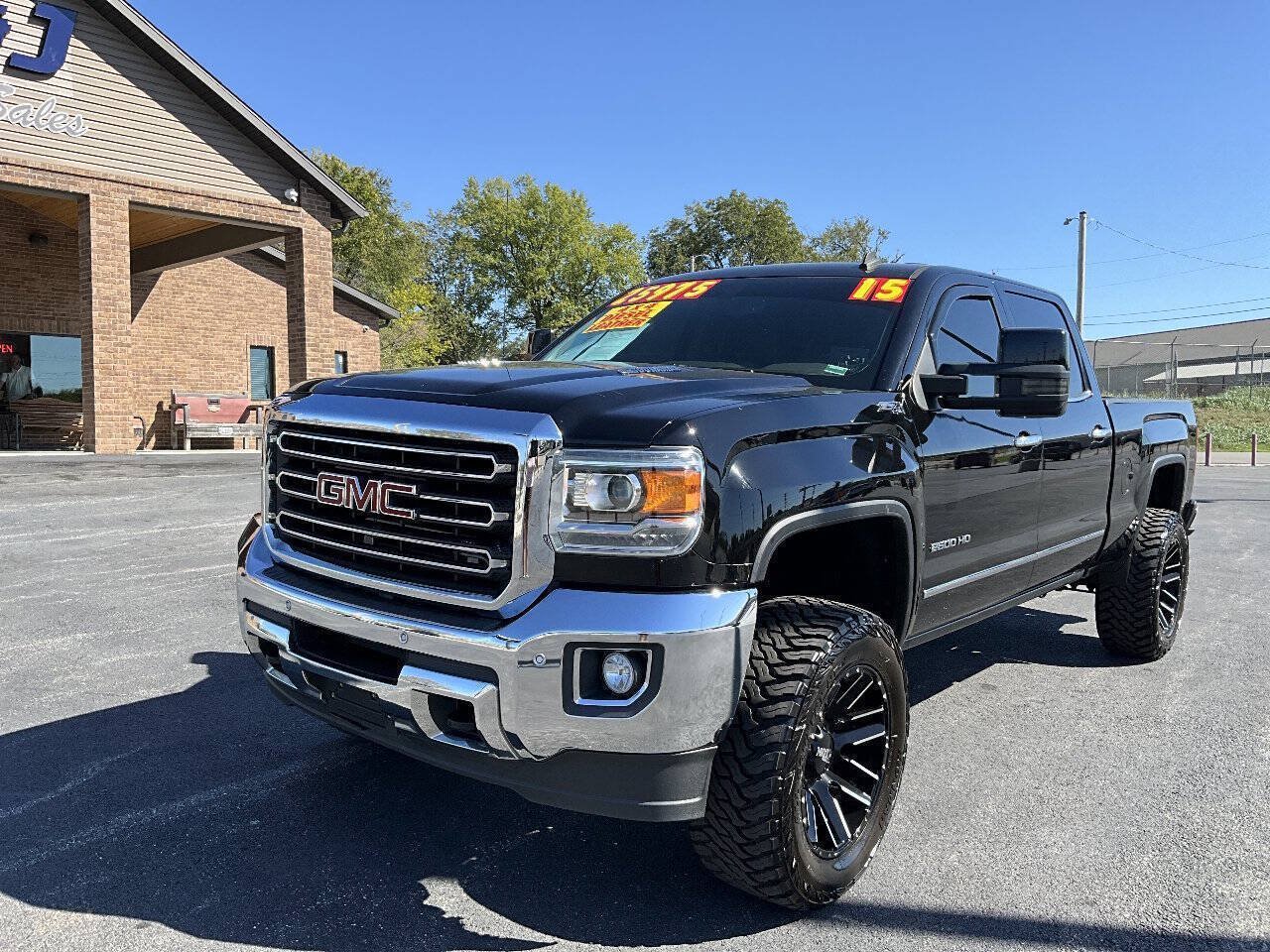 Used 2015 GMC Sierra 2500 SLT w/ Duramax Plus Package AWD/4WD image 41
