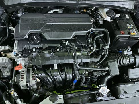 Used 2024 Hyundai Elantra SEL w/ Convenience Package image 30