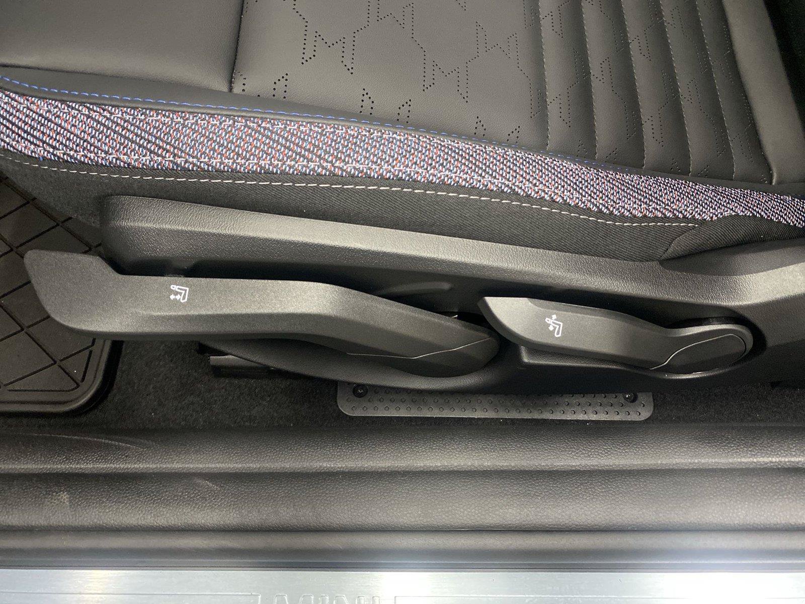 New 2026 MINI Cooper S FWD image 18