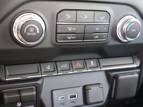 New 2026 GMC Sierra 3500 Pro AWD/4WD image 21