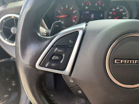 Used 2021 Chevrolet Camaro LT RWD image 18