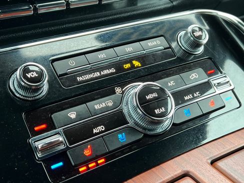 Used 2024 Lincoln Navigator Reserve image 30
