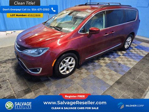 Used 2017 Chrysler Pacifica Touring-L w/ Tire & Wheel Group image 1