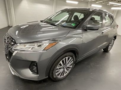 Used 2024 Nissan Kicks SV
