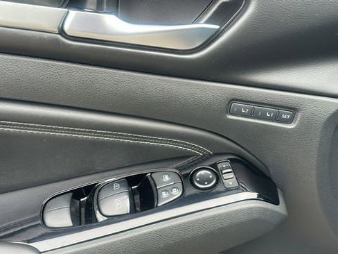 Used 2021 Nissan Altima 2.5 Platinum image 13